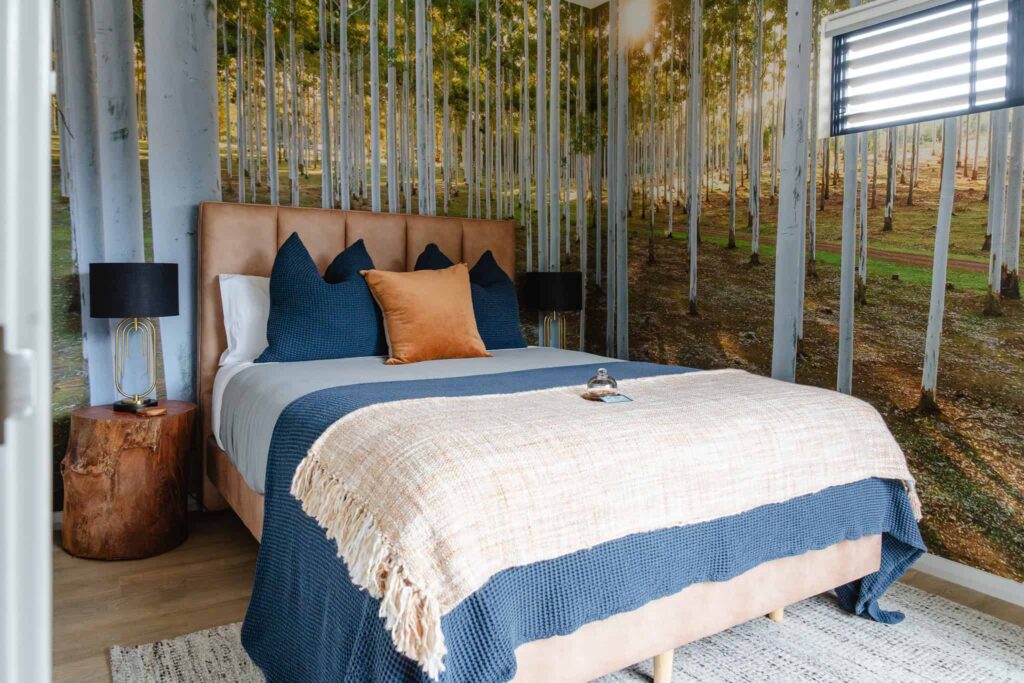 tree-chalets-chalet-grandis-bedroom-interior-busselton